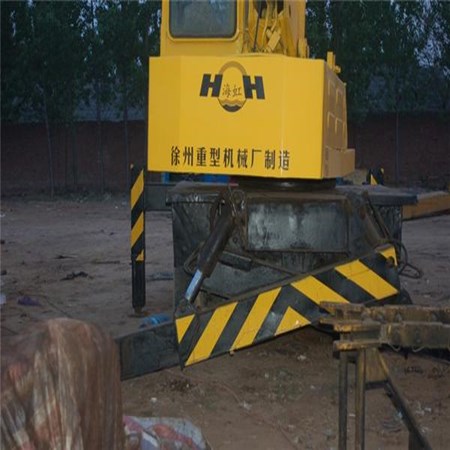 USED XCMG 8 TON TRUCK CRNAE